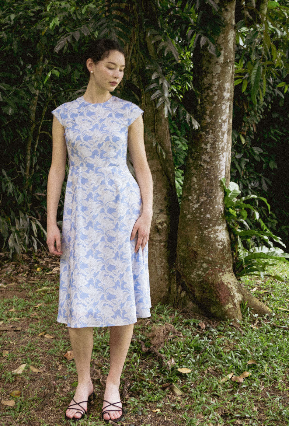 Brighter than Sunshine Cotton Cheongsam in Bleu