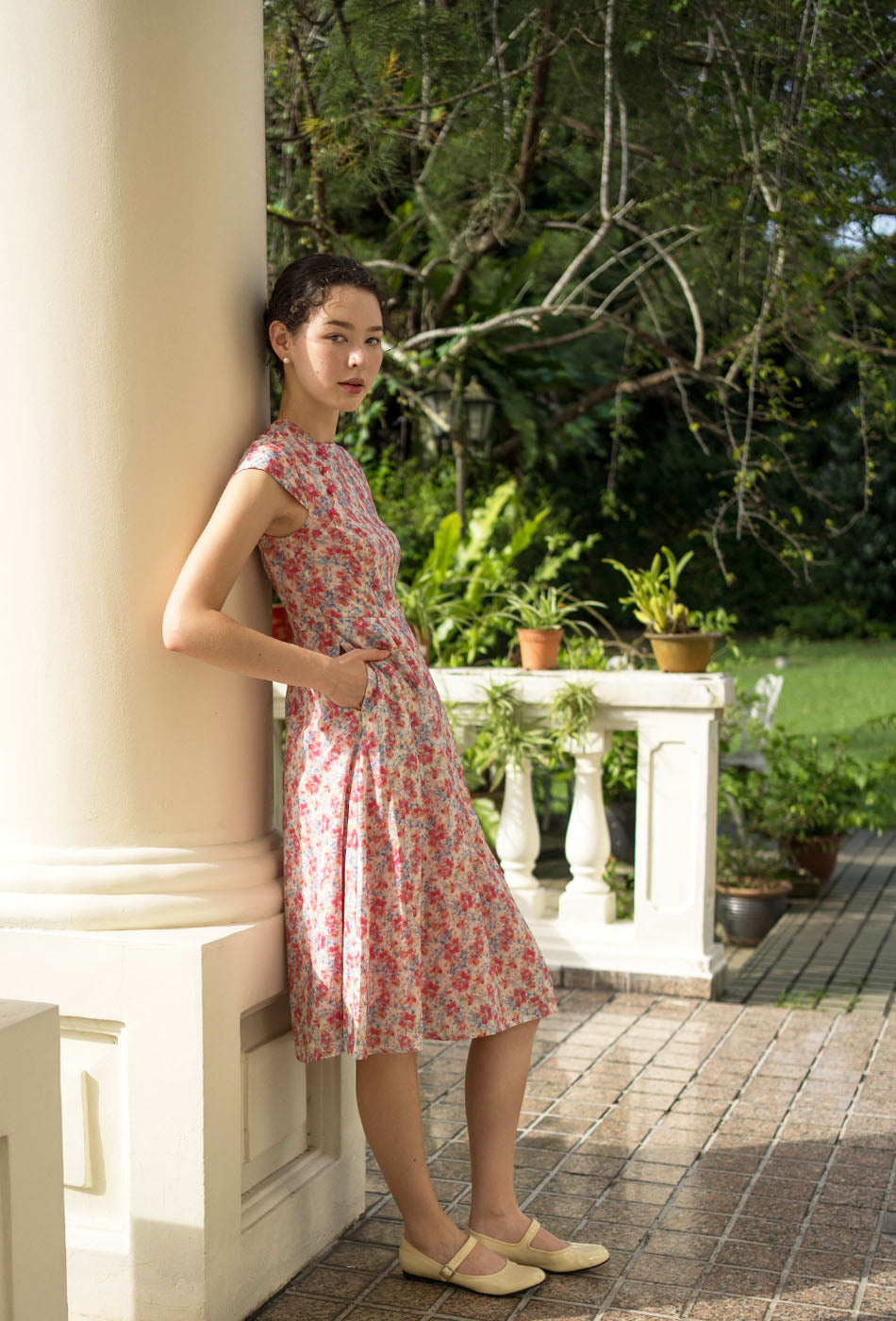 Brighter than Sunshine Cotton Cheongsam in Hibiscus Crush