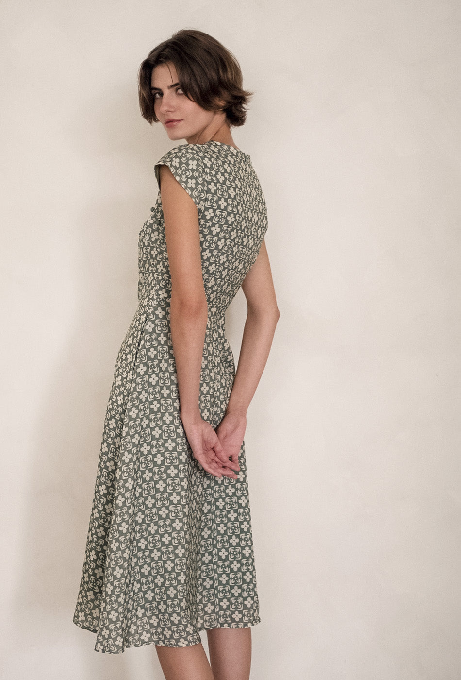 Brighter than Sunshine Cotton Cheongsam in Olive Tiles
