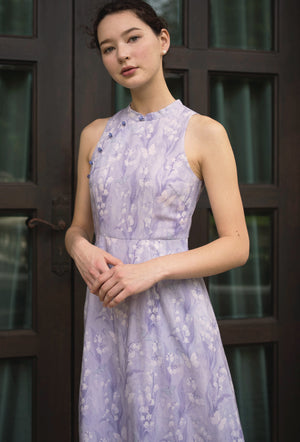 
                  
                    Cherished Cotton Cheongsam in Fluttering Bliss
                  
                