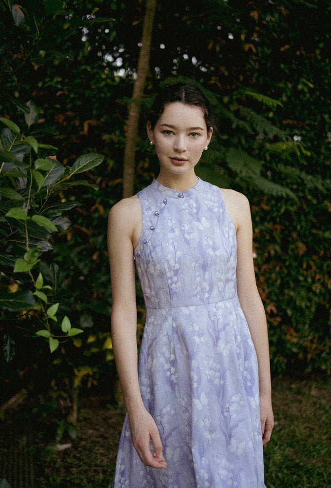 
                  
                    Cherished Cotton Cheongsam in Fluttering Bliss
                  
                