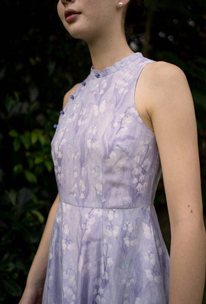 
                  
                    Cherished Cotton Cheongsam in Fluttering Bliss
                  
                