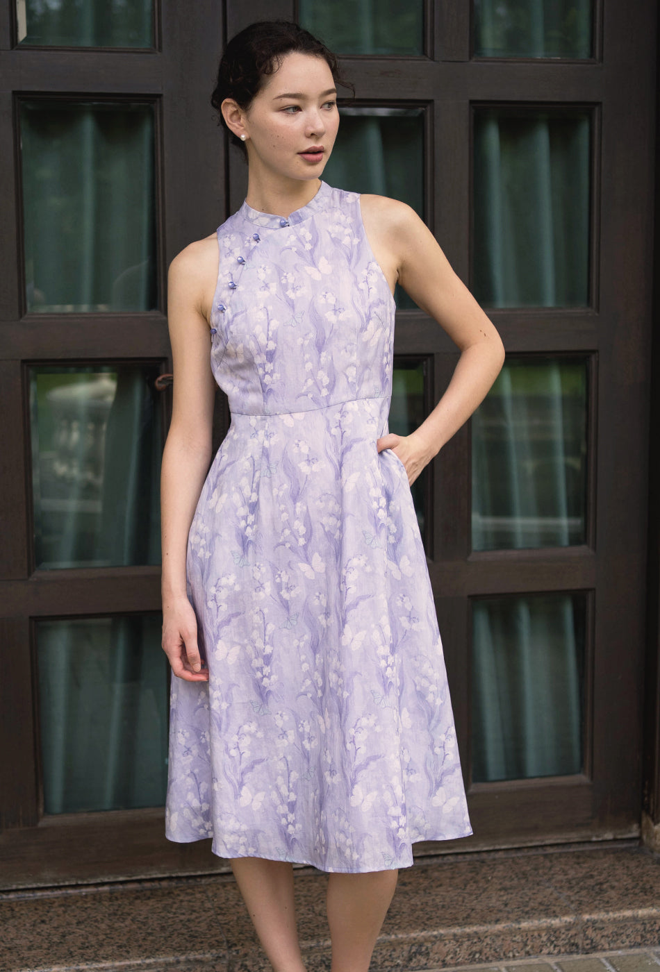 Cherished Cotton Cheongsam in Fluttering Bliss