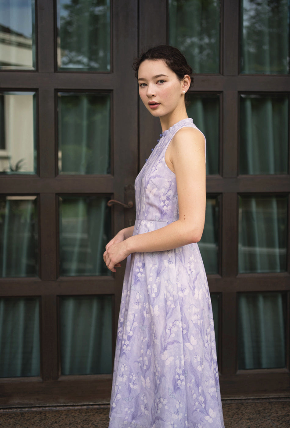 Cherished Cotton Cheongsam in Fluttering Bliss