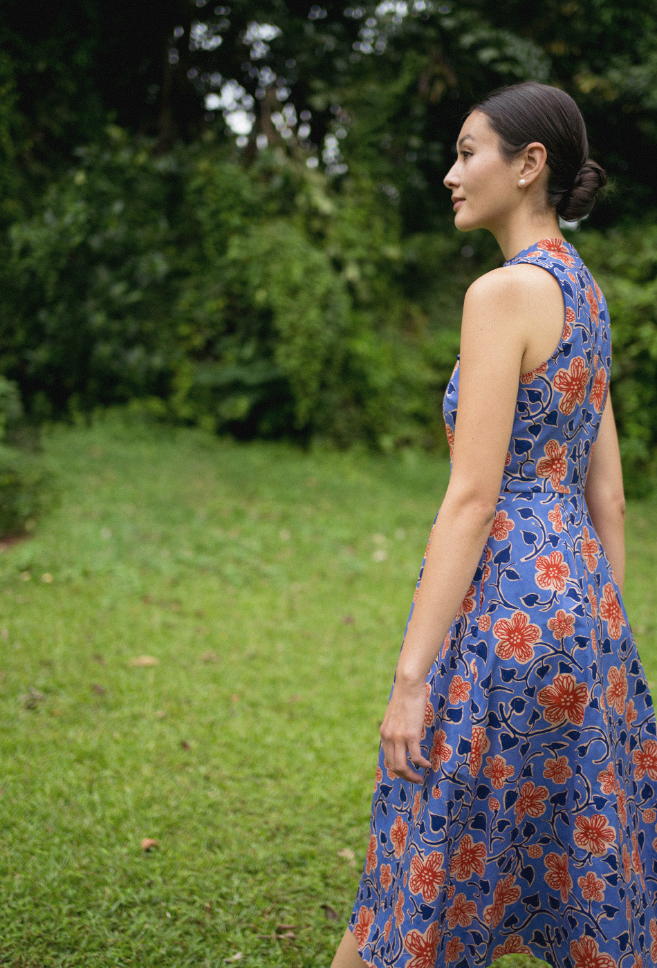 Cherished Cotton Cheongsam in Folk Letters
