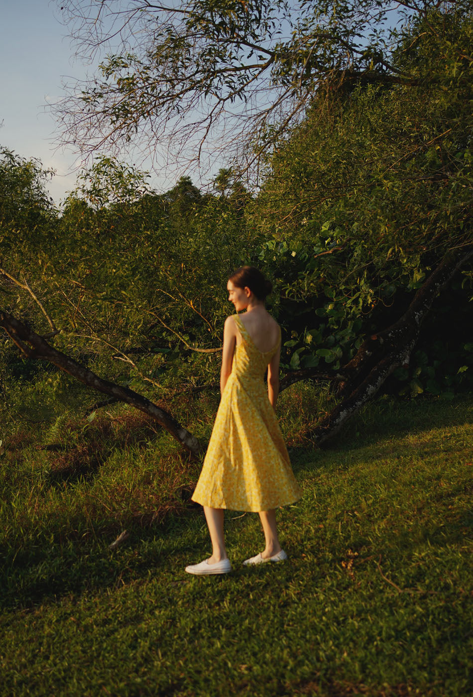 The Classic Scoop Cotton Dress in Poppy Garden