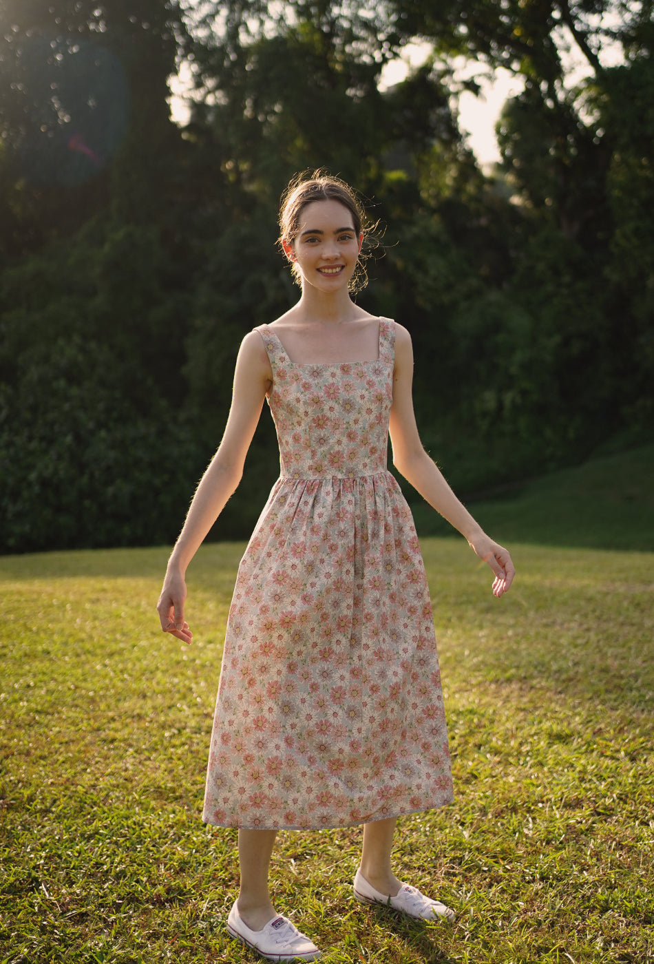 Classic Day Cotton Dress in Fields of Daisies