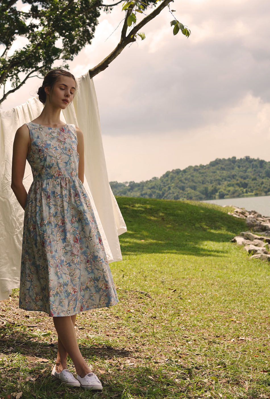 Backyard Cotton Dress in Cheery Dawn