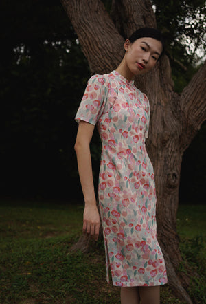 
                  
                    Favorite Oriental Cotton Cheongsam in Pink Valentine
                  
                