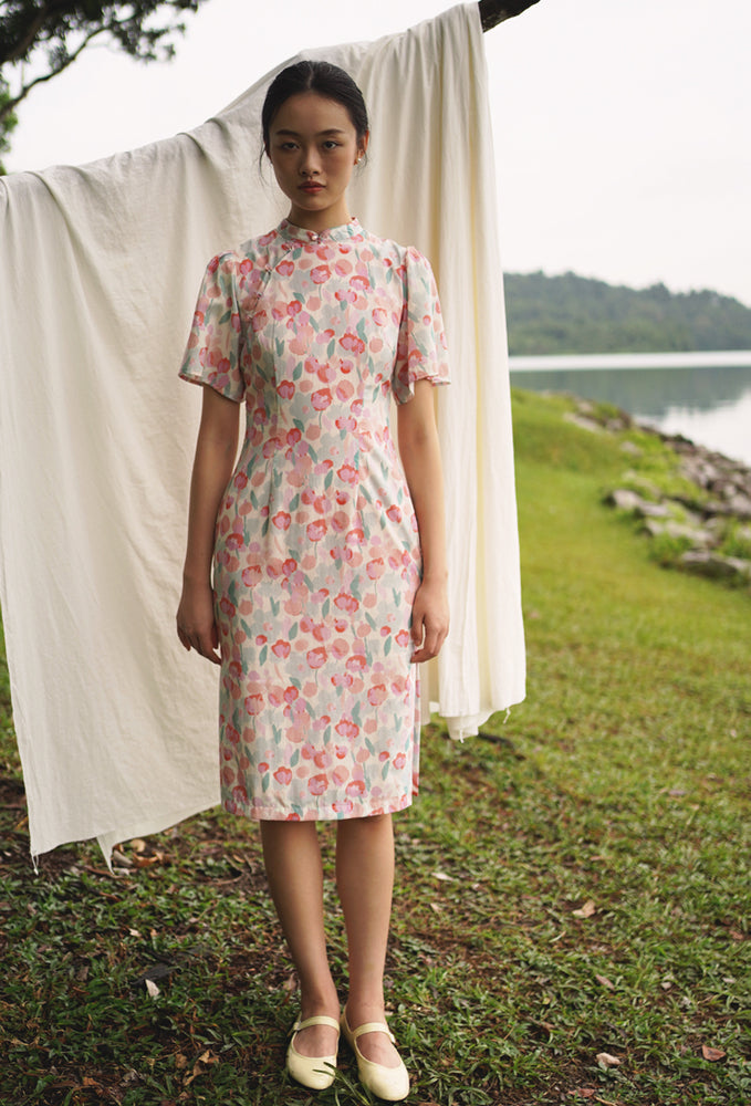 
                  
                    Favorite Oriental Cotton Cheongsam in Pink Valentine
                  
                