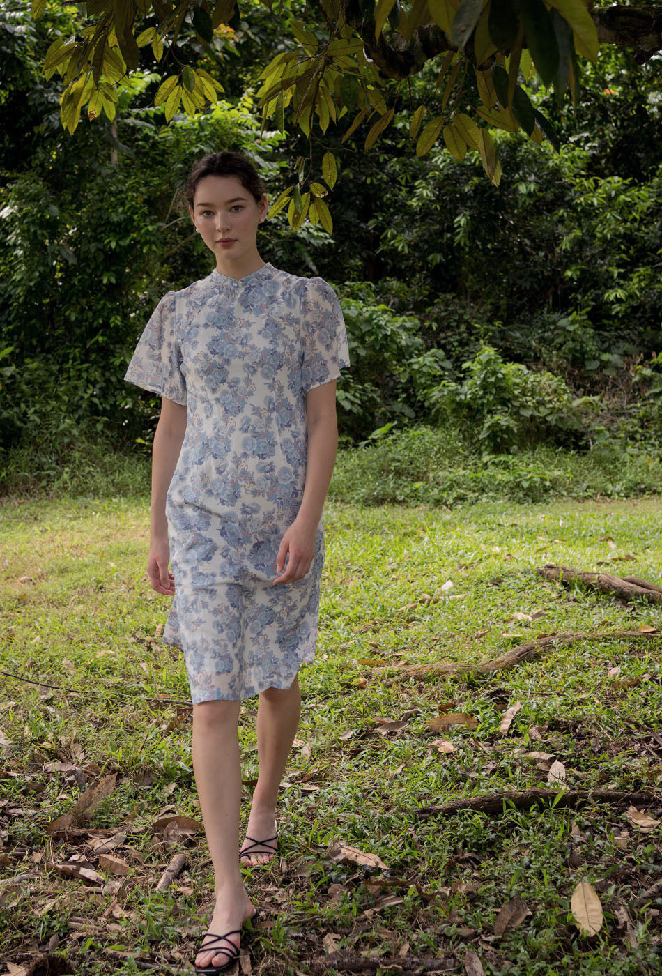 Favorite Oriental Cotton Cheongsam in Dreamy Blue