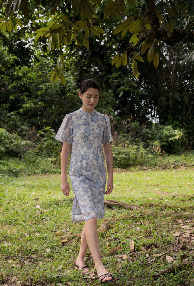 
                  
                    Favorite Oriental Cotton Cheongsam in Dreamy Blue
                  
                