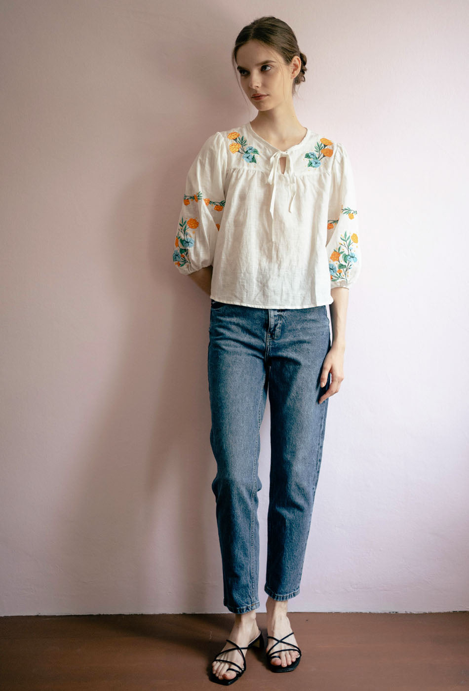 Garden Sweetheart Embroidered Linen Top in Pearl