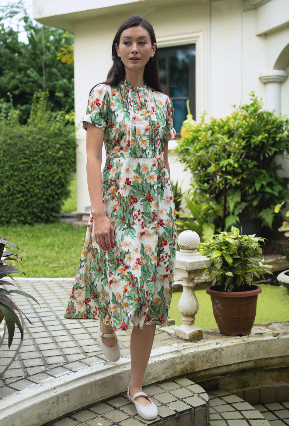 Sunday Postcard Cotton Dress in Garden Green