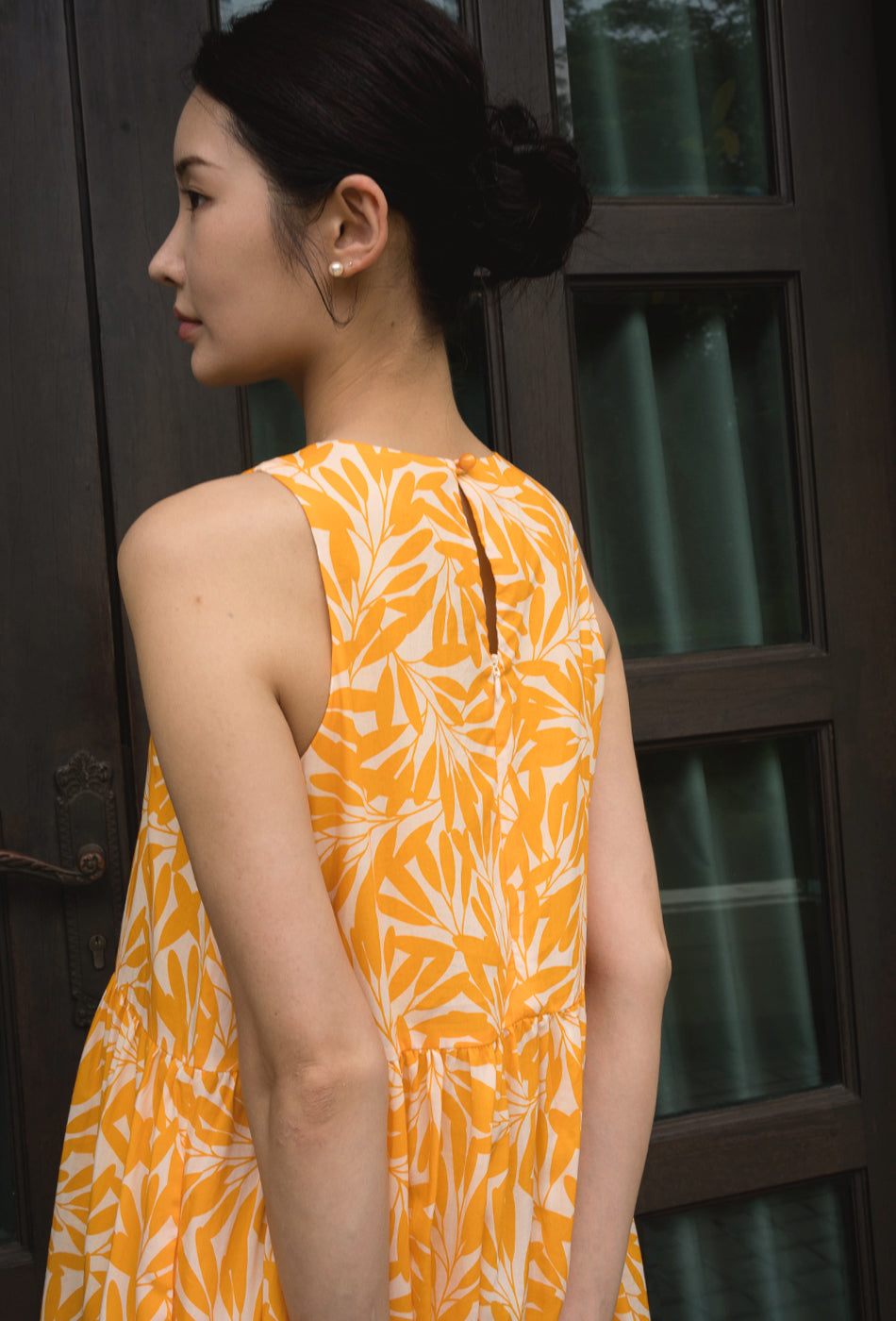 Sunshine Beam Cotton Cheongsam in Orange Petals