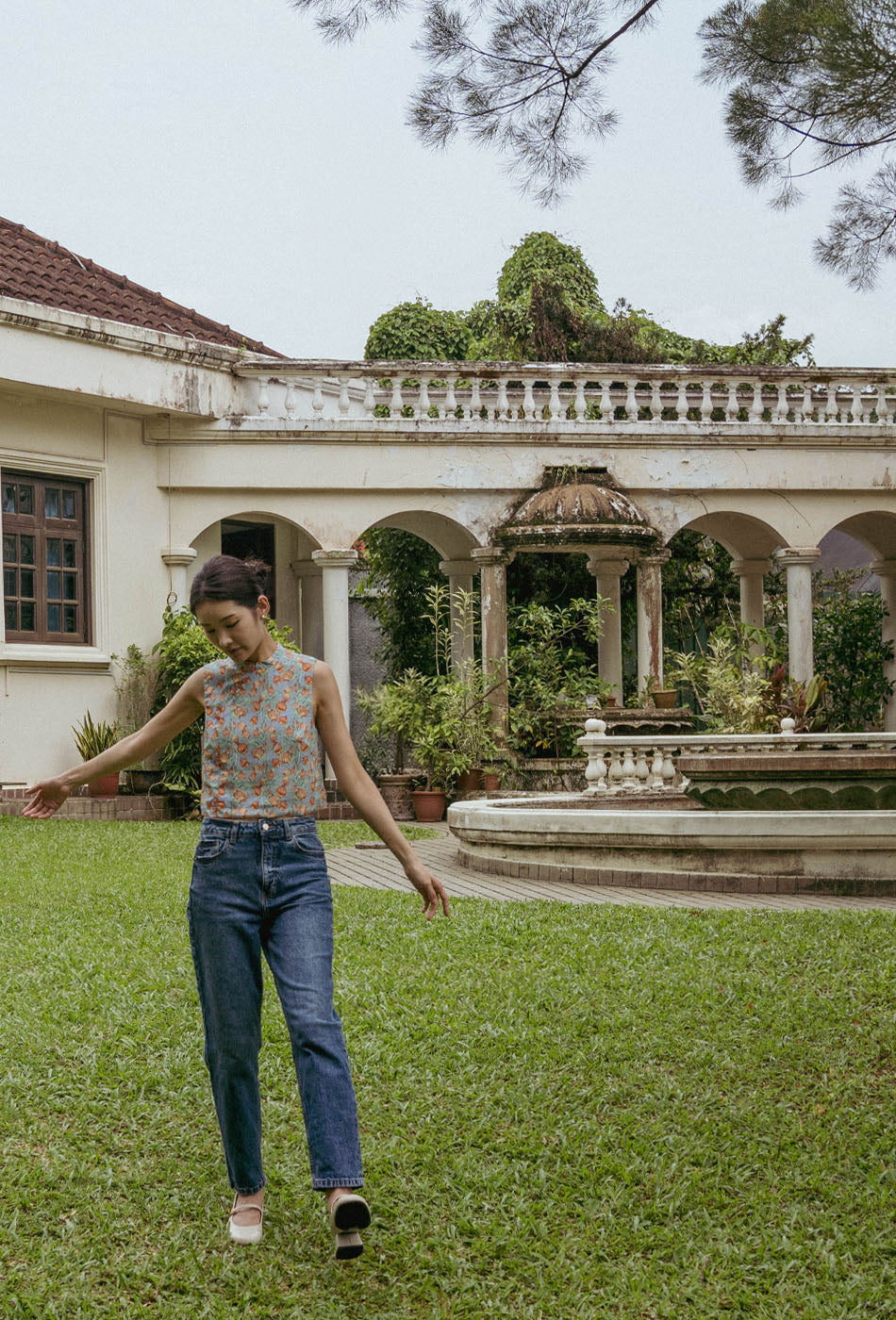 Sweet Treat Cheongsam Top in Lush Garden