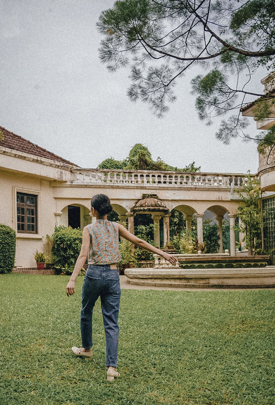 Sweet Treat Cheongsam Top in Lush Garden