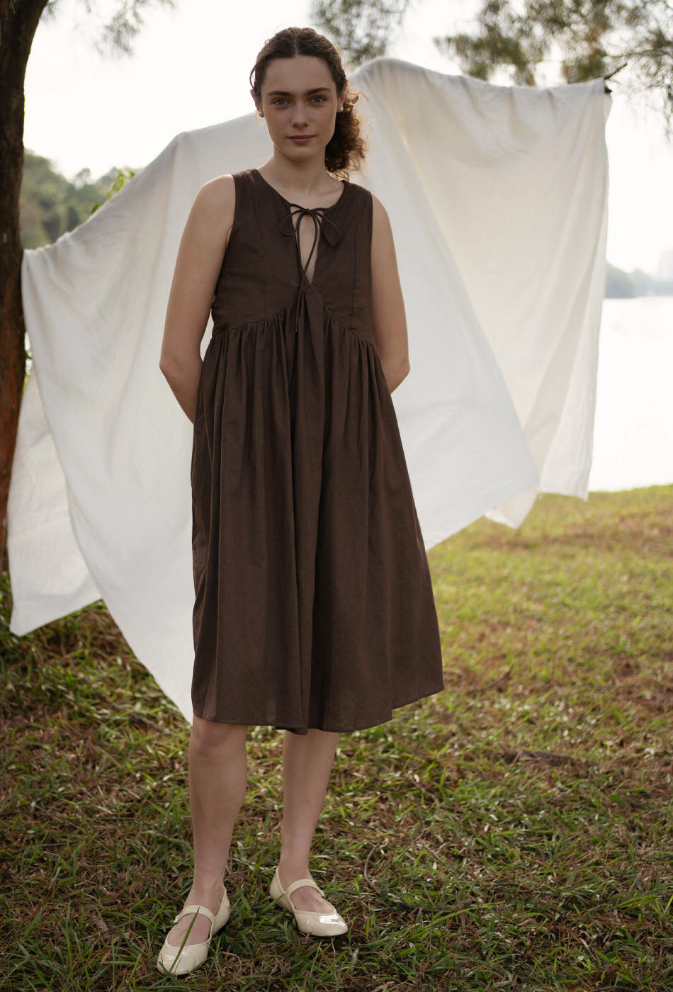 Swingtime Linen Dress in Mocha