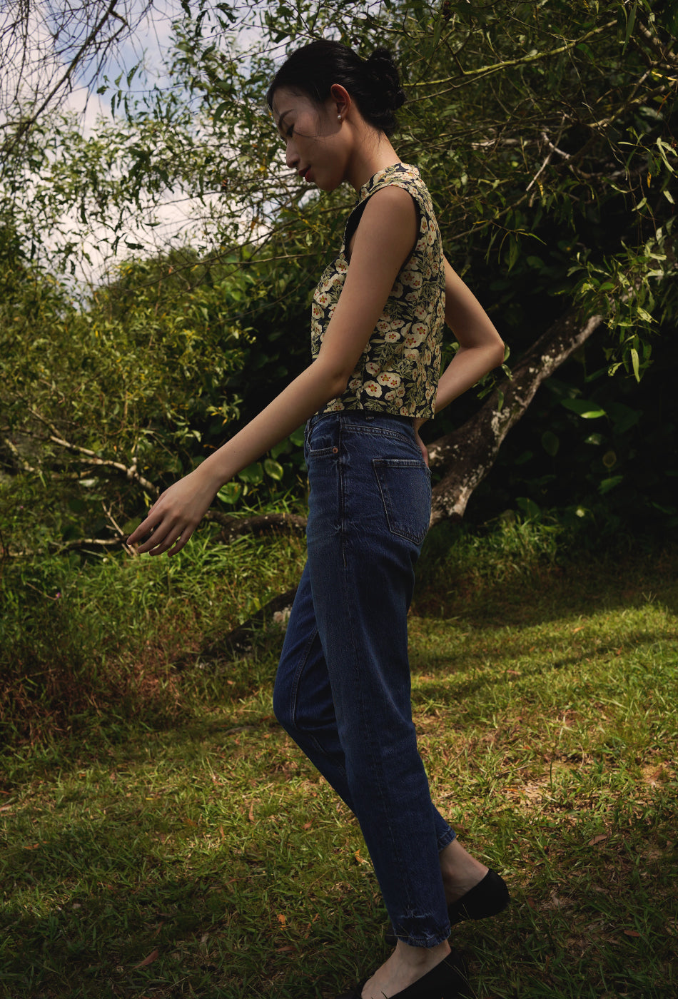 A Moment in Time Cheongsam Top in Blue Delight