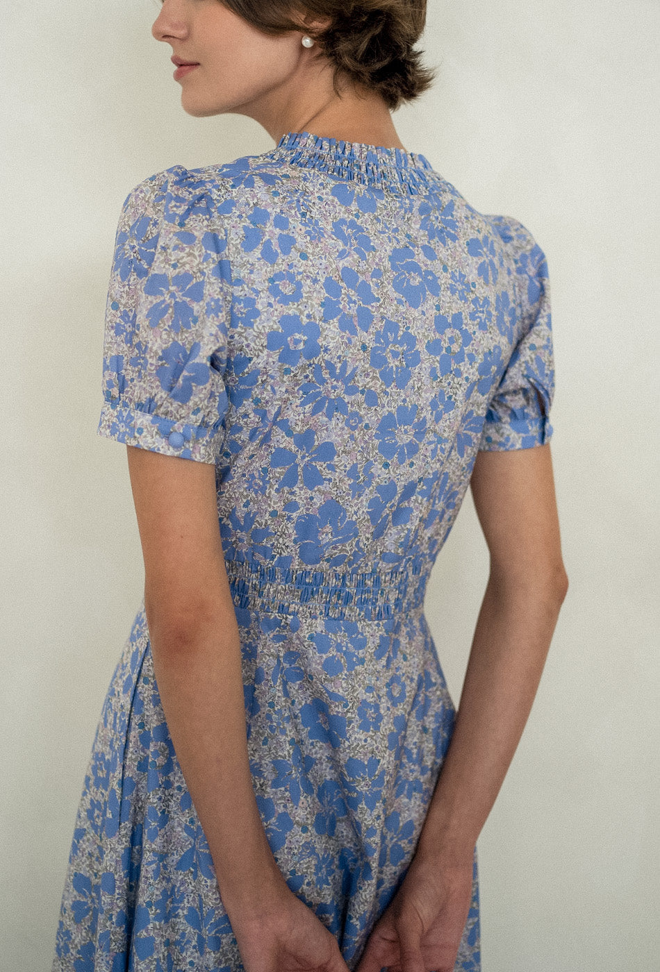 Gaun Katun The Look of Love dalam Warna Periwinkle Catatan