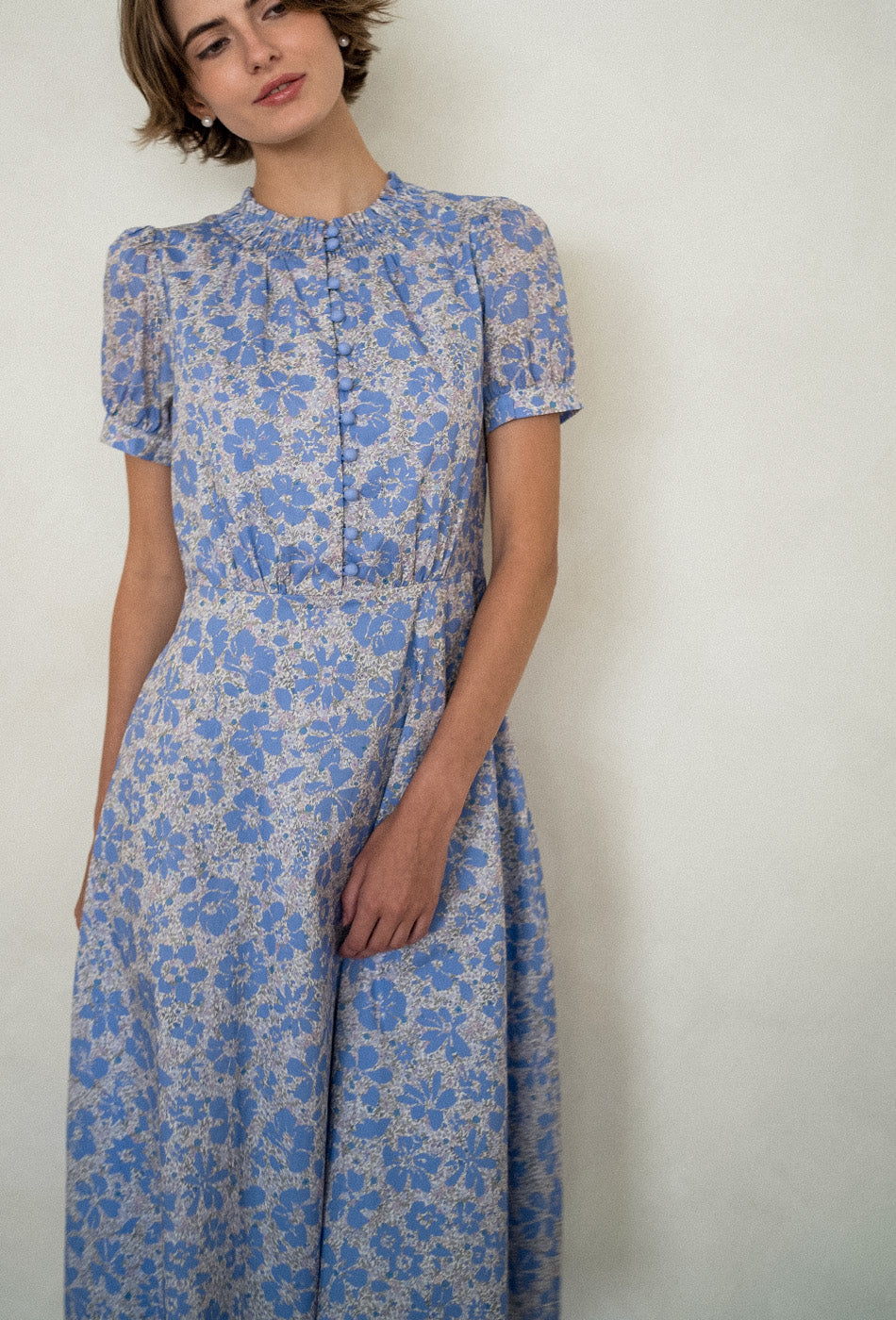 Gaun Katun The Look of Love dalam Warna Periwinkle Catatan