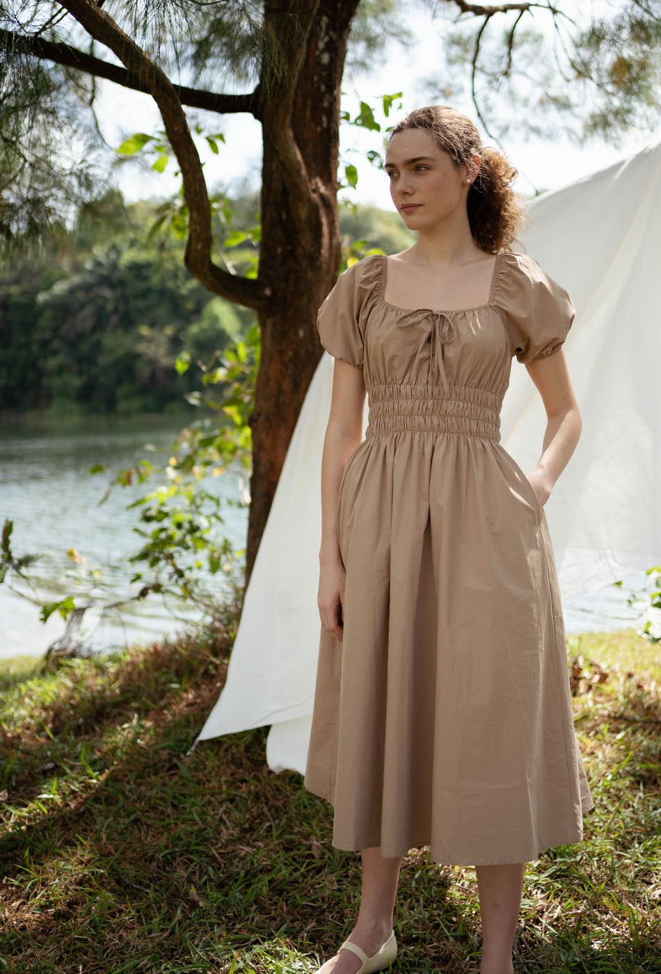 Vineyard Cotton Dress in Hazelnut