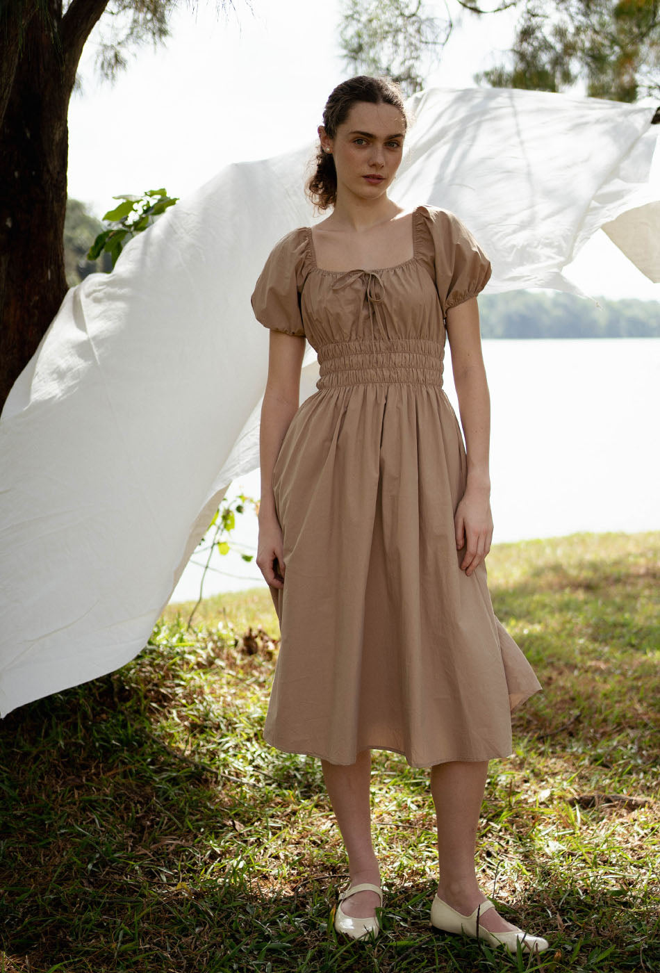 Vineyard Cotton Dress in Hazelnut