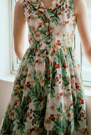 
                  
                    Vintage Sunshine Cotton Dress in Garden Green
                  
                