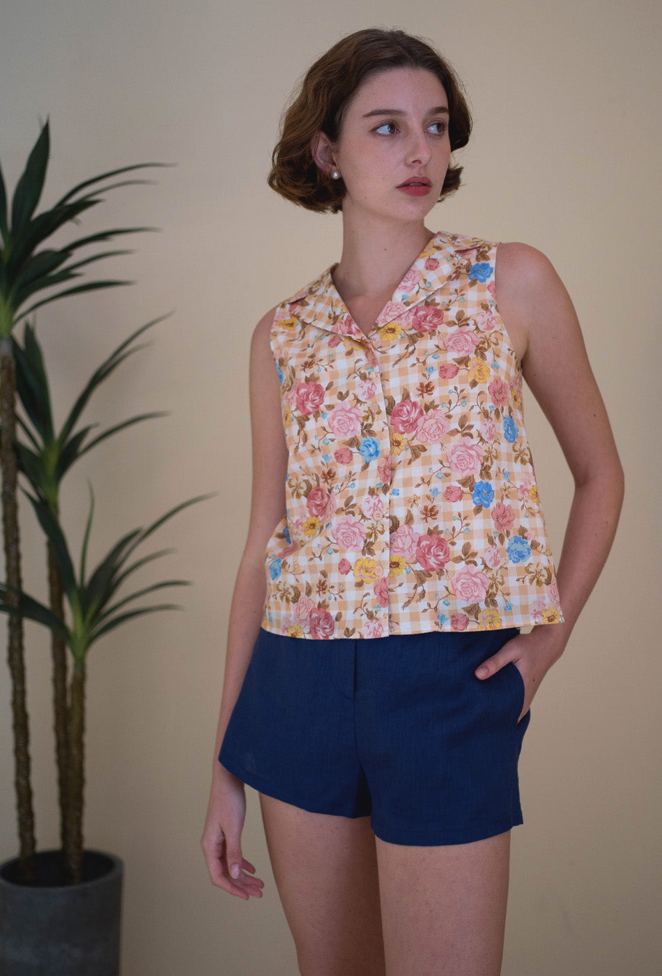 Vintage Sunshine Cotton Top in Antique Beige