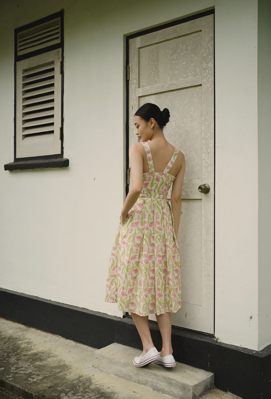 Picture Perfect Cotton Dress in Pink Tulips