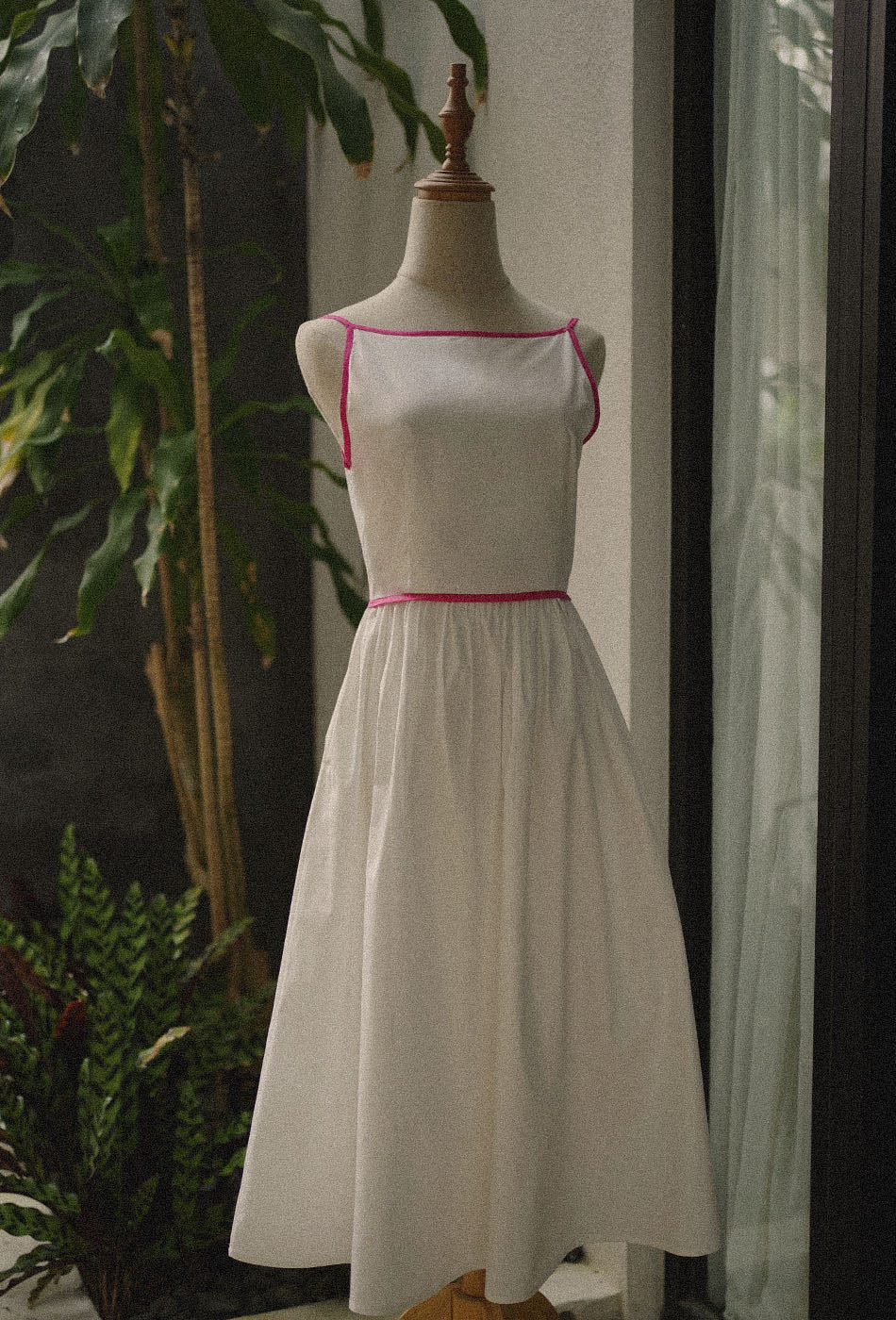 Seems Like Old Times Cotton Dress in White & Pink